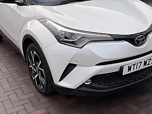 Used 2017 Toyota C-Hr Dynamic White - Interior and Exterior details 11