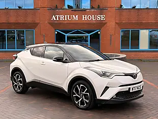 Used 2017 Toyota C-Hr Dynamic White - Interior and Exterior details 2