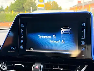 Used 2017 Toyota C-Hr Dynamic White - Interior and Exterior details 20