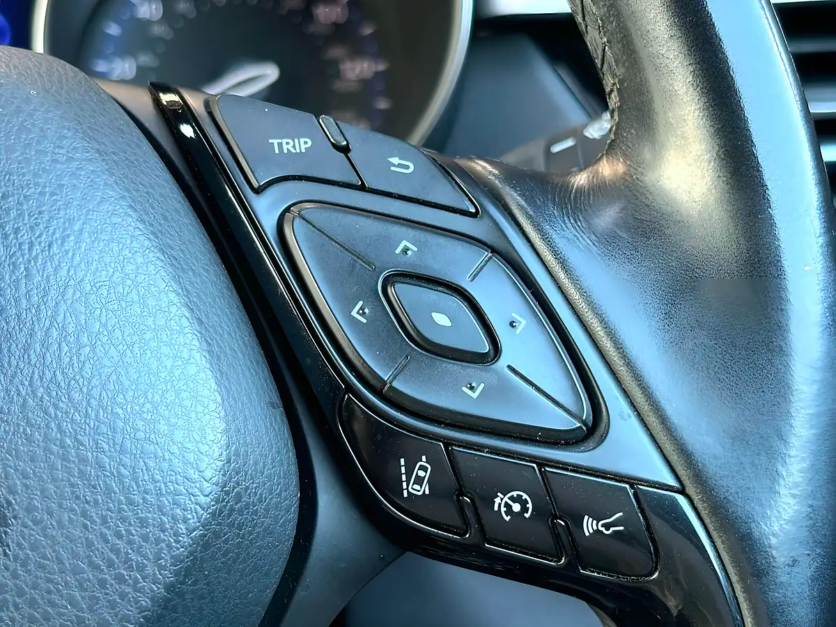 Used 2017 Toyota C-Hr Excel Silver - Interior and Exterior details 15