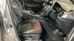 Used 2017 Toyota C-Hr Excel Silver - Interior and Exterior details 11