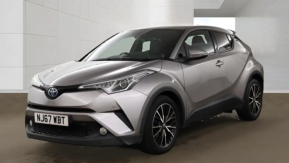 Used 2017 Toyota C-Hr Excel Silver - Interior and Exterior details 2