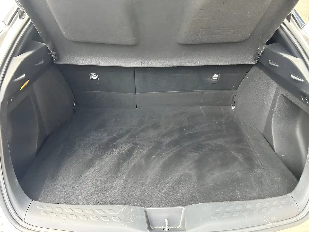Used 2017 Toyota C-Hr Excel Silver - Interior and Exterior details 8