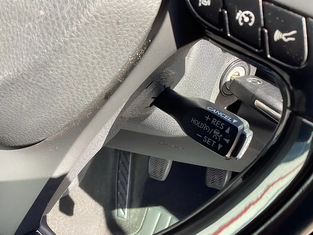 Used 2017 Toyota C-Hr Icon Silver - Interior and Exterior details 17