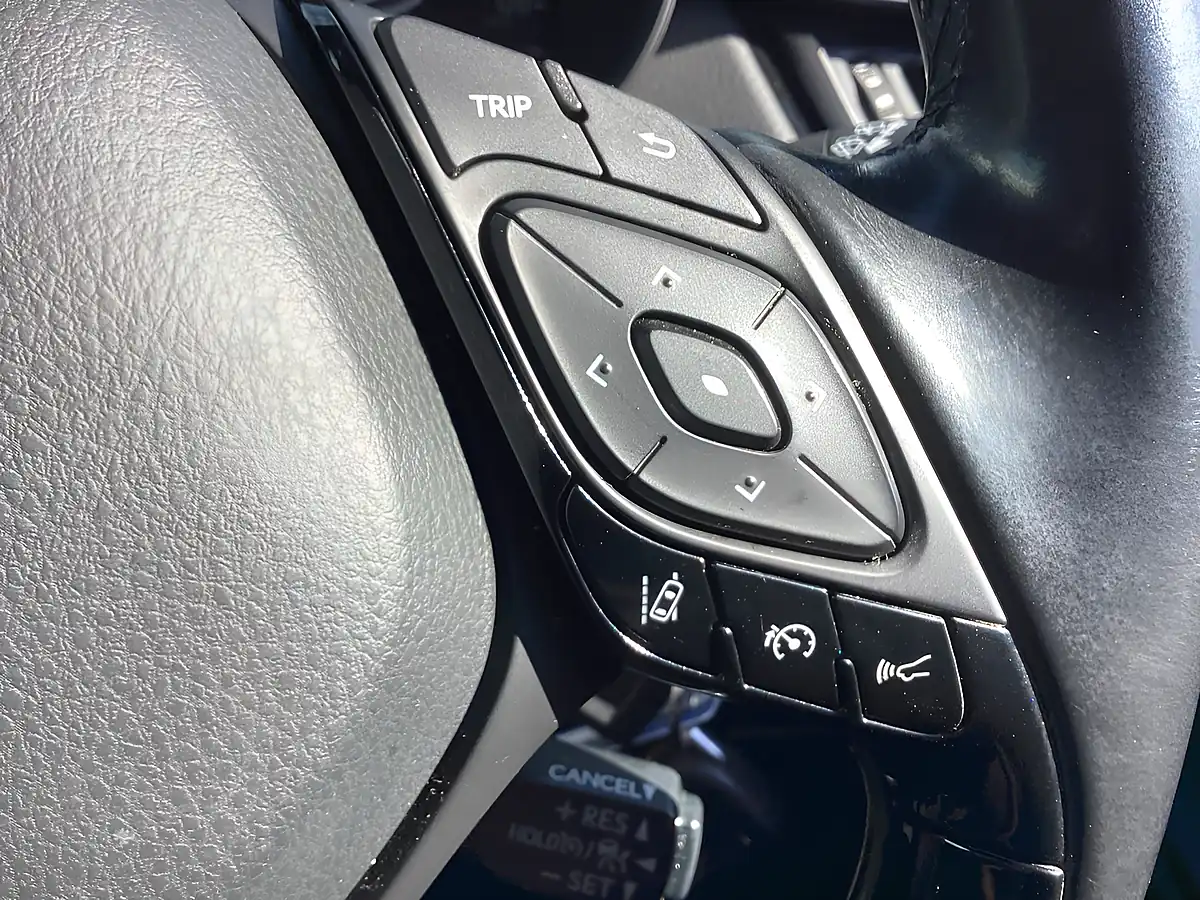 Used 2017 Toyota C-Hr Icon Silver - Interior and Exterior details 18