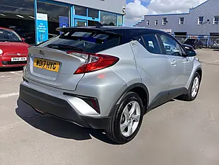 Used 2017 Toyota C-Hr Icon Silver - Interior and Exterior details 6
