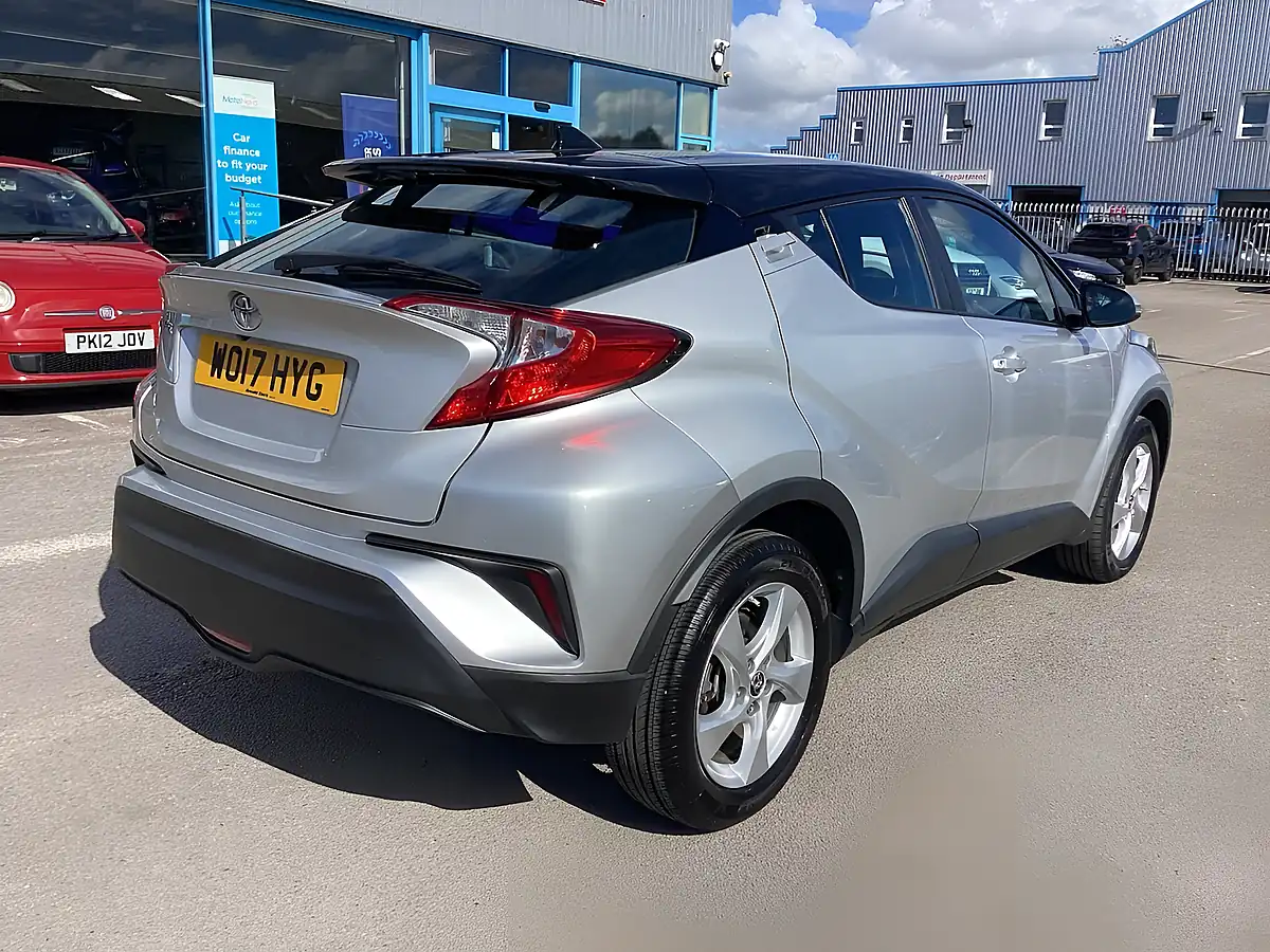 Used 2017 Toyota C-Hr Icon Silver - Interior and Exterior details 6