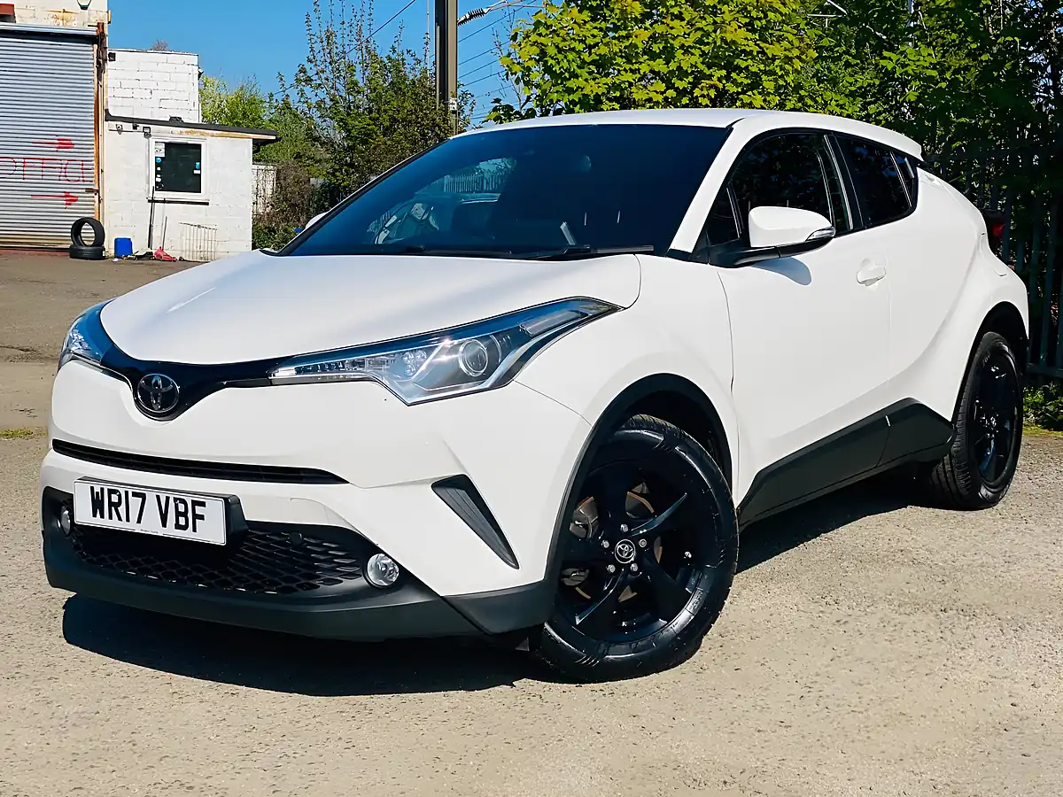Used 2017 Toyota C-Hr Icon White - Interior and Exterior details 3