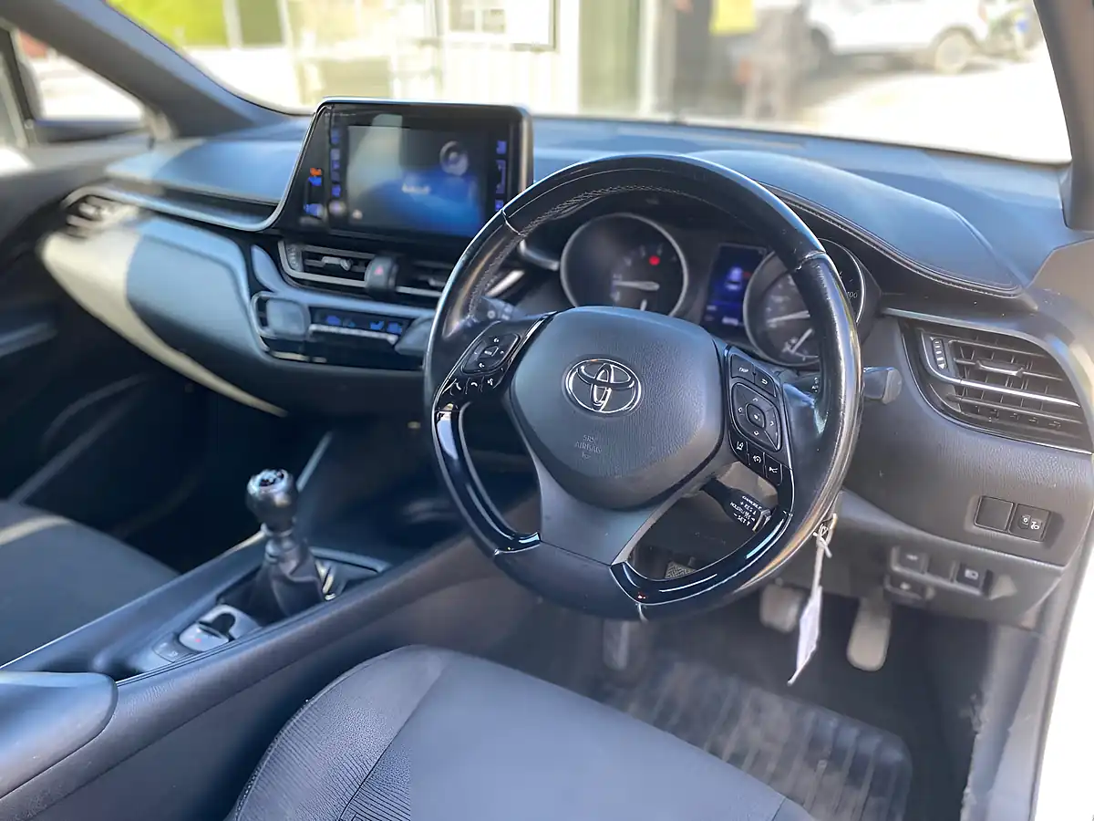 Used 2017 Toyota C-Hr Icon White - Interior and Exterior details 5