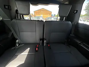 Used 2017 Toyota Esquire 5dr Cvt Euro 6 White - Interior and Exterior details 12