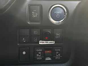 Used 2017 Toyota Esquire 5dr Cvt Euro 6 White - Interior and Exterior details 20