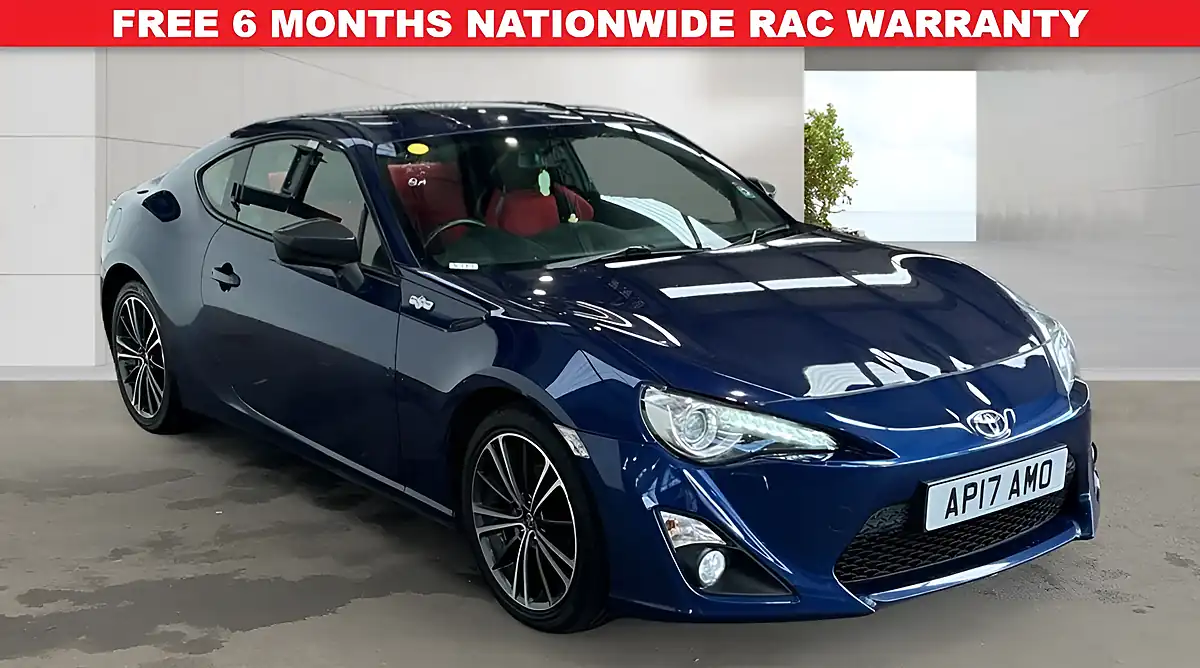 Used 2017 Toyota GT86 Coupe Blue - Front View