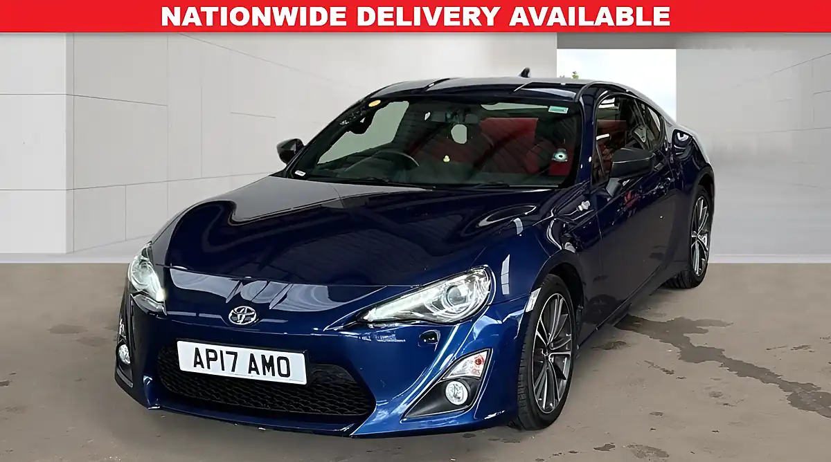 Used 2017 Toyota GT86 Coupe Blue - Interior and Exterior details 2