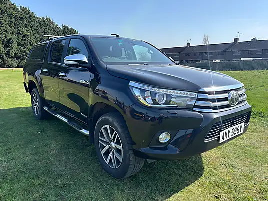 2017 Toyota Hilux Invincible 2.4 D-4D Auto