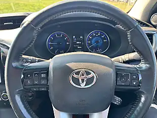 Used 2017 Toyota Hilux Invincible Black - Interior and Exterior details 8