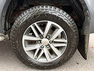 Used 2017 Toyota Hilux Invincible Grey - Interior and Exterior details 3