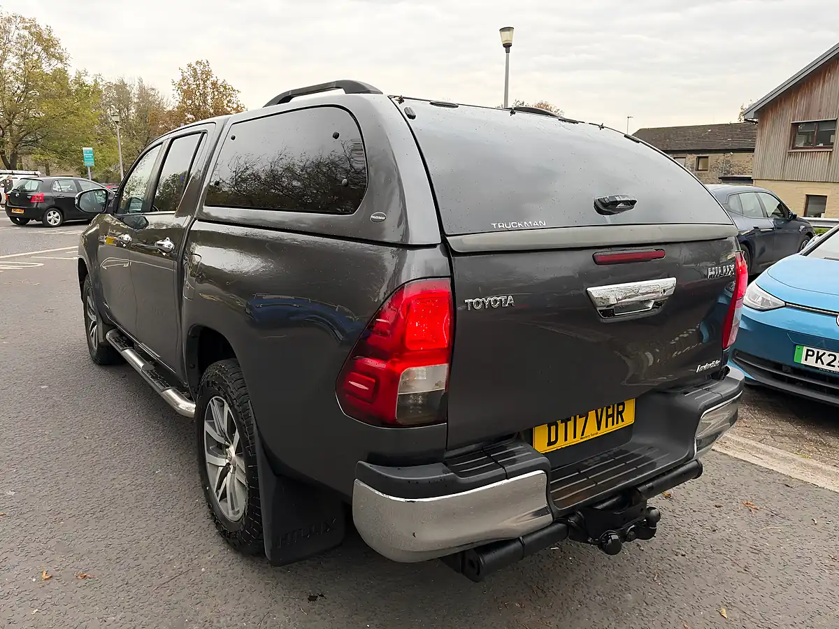 Used 2017 Toyota Hilux Invincible Grey - Interior and Exterior details 4