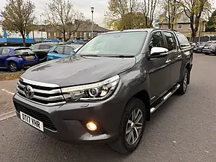 Used 2017 Toyota Hilux Invincible Grey - Interior and Exterior details 7