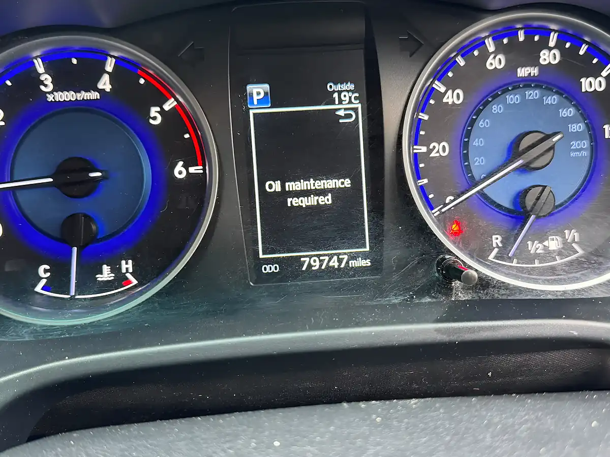 Used 2017 Toyota Hilux Invincible X Black - Interior and Exterior details 16