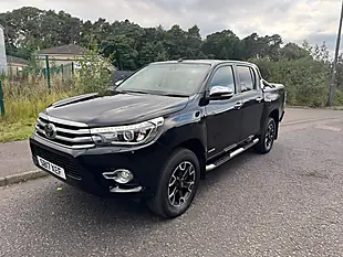 Used 2017 Toyota Hilux Invincible X Black - Interior and Exterior details 3