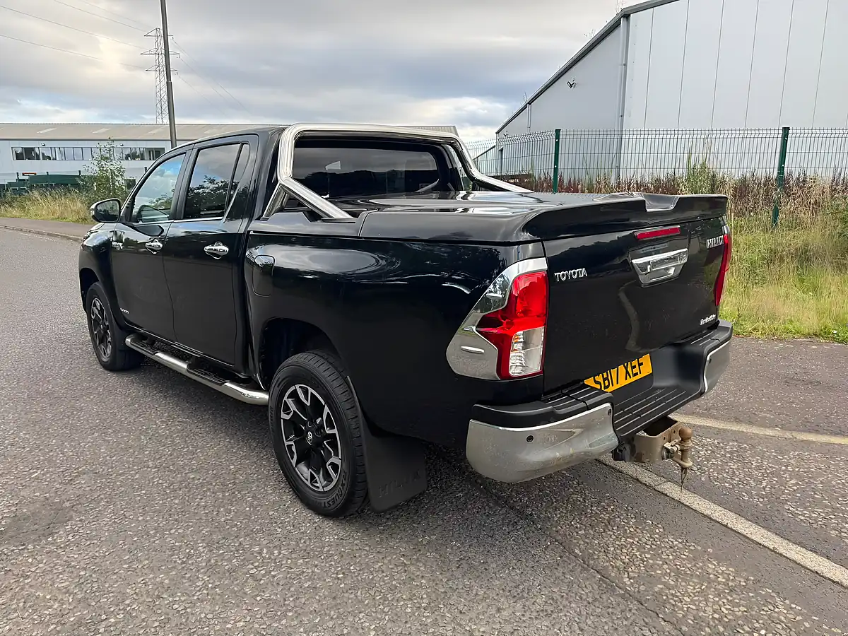 Used 2017 Toyota Hilux Invincible X Black - Interior and Exterior details 6