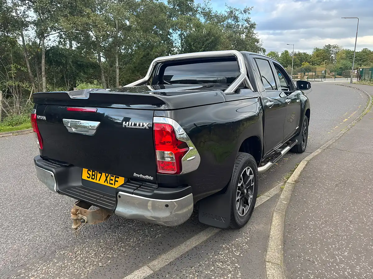 Used 2017 Toyota Hilux Invincible X Black - Interior and Exterior details 9