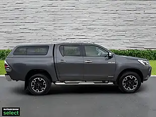 Used 2017 Toyota Hilux Invincible X Grey - Interior and Exterior details 11