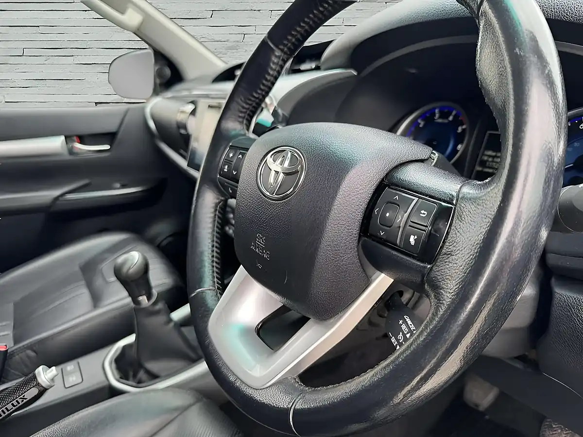 Used 2017 Toyota Hilux Invincible X Grey - Interior and Exterior details 18