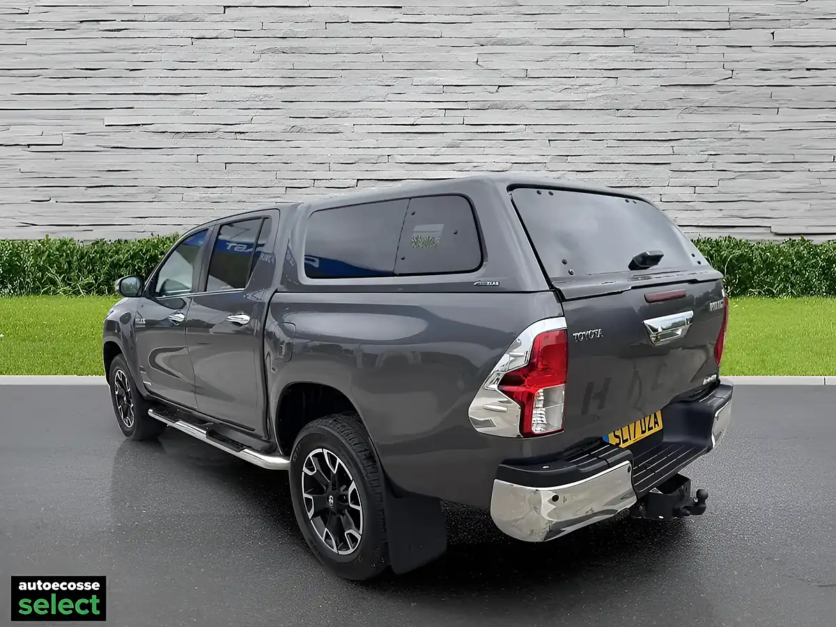 Used 2017 Toyota Hilux Invincible X Grey - Interior and Exterior details 7
