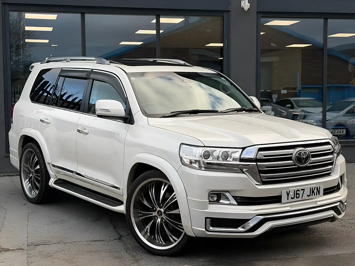 Used 2017 Toyota Land Cruiser Amazon White - Interior and Exterior details 2