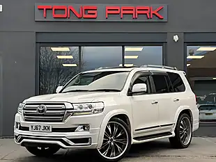 Used 2017 Toyota Land Cruiser Amazon White - Interior and Exterior details 8