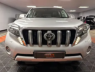 Used 2017 Toyota Land Cruiser Invincible Brilliant Silver - Interior and Exterior details 2