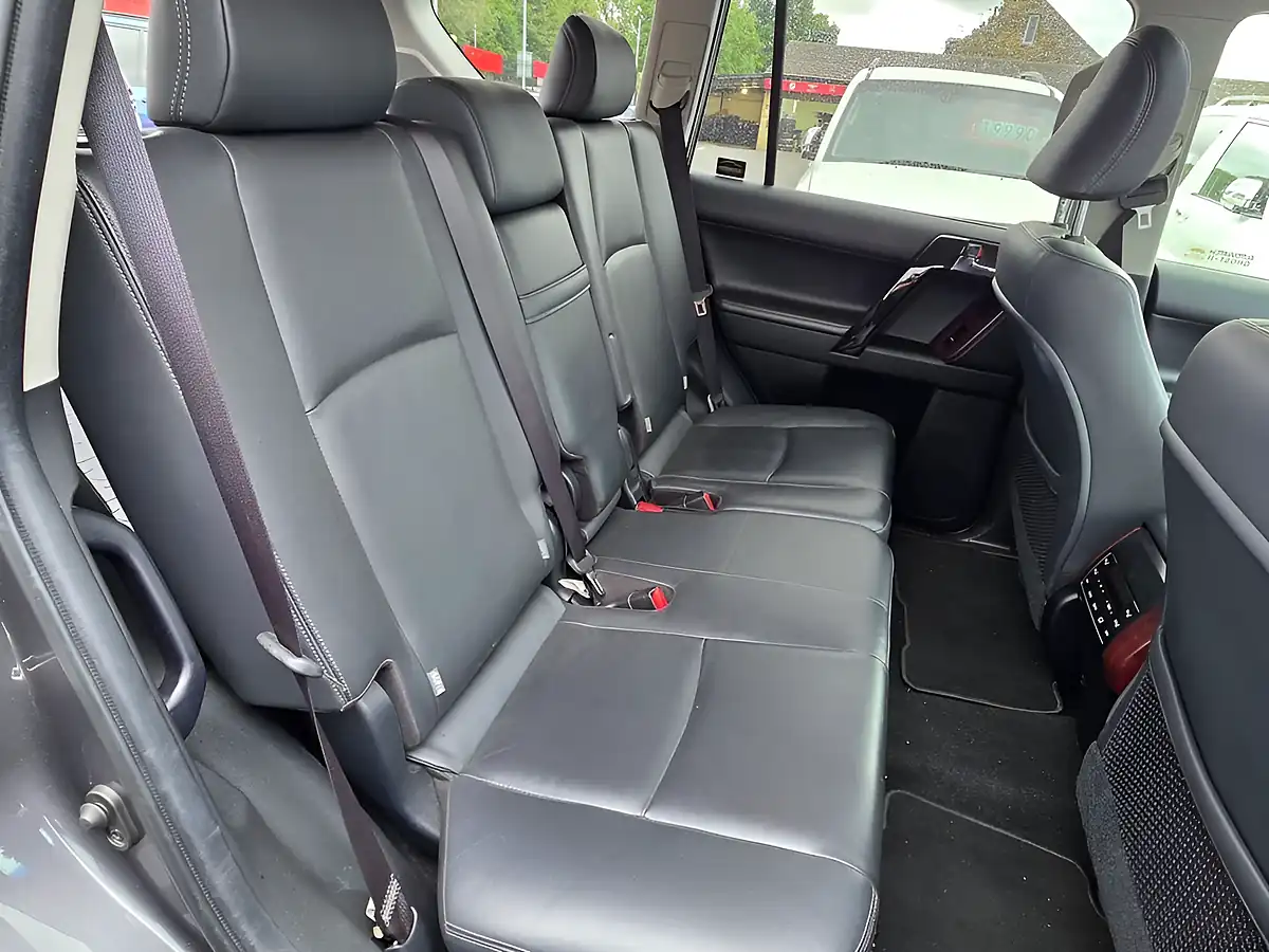 Used 2017 Toyota Land Cruiser Invincible X Grey - Interior and Exterior details 14