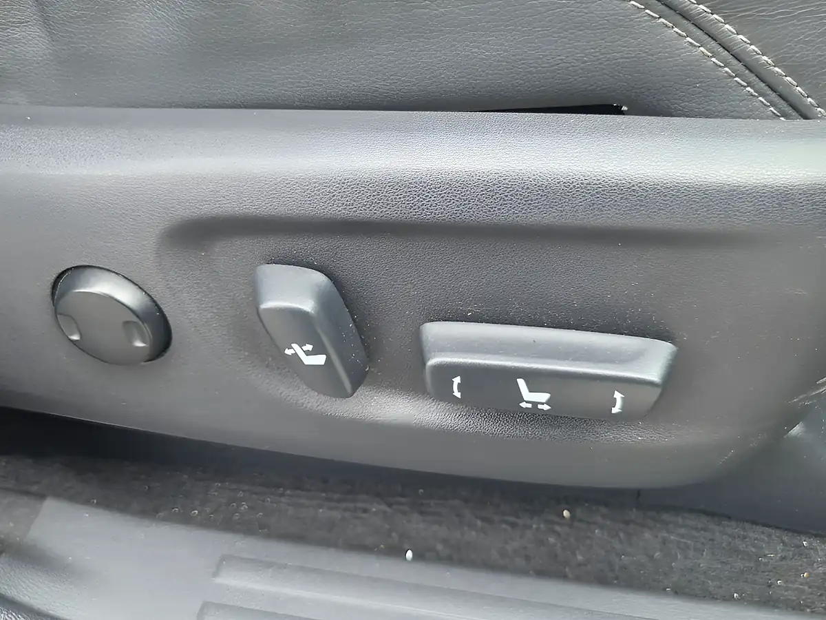 Used 2017 Toyota Land Cruiser Invincible X Grey - Interior and Exterior details 18