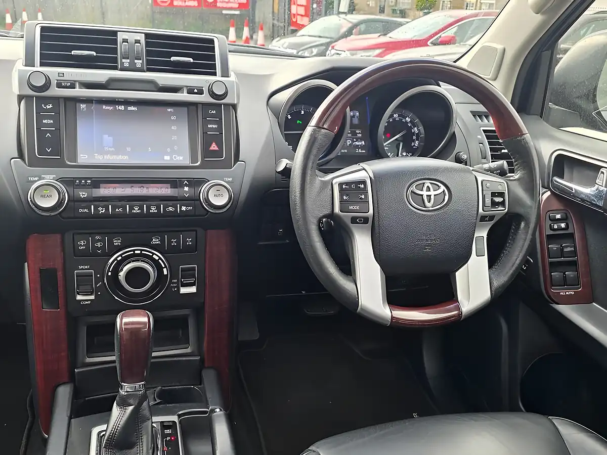 Used 2017 Toyota Land Cruiser Invincible X Grey - Interior and Exterior details 7