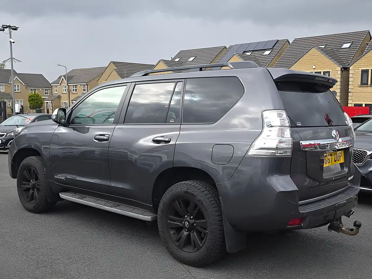 Used 2017 Toyota Land Cruiser Invincible X Grey - Interior and Exterior details 8