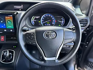 Used 2017 Toyota Noah Black - Interior and Exterior details 15
