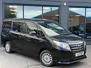 Used 2017 Toyota Noah Black - Interior and Exterior details 2