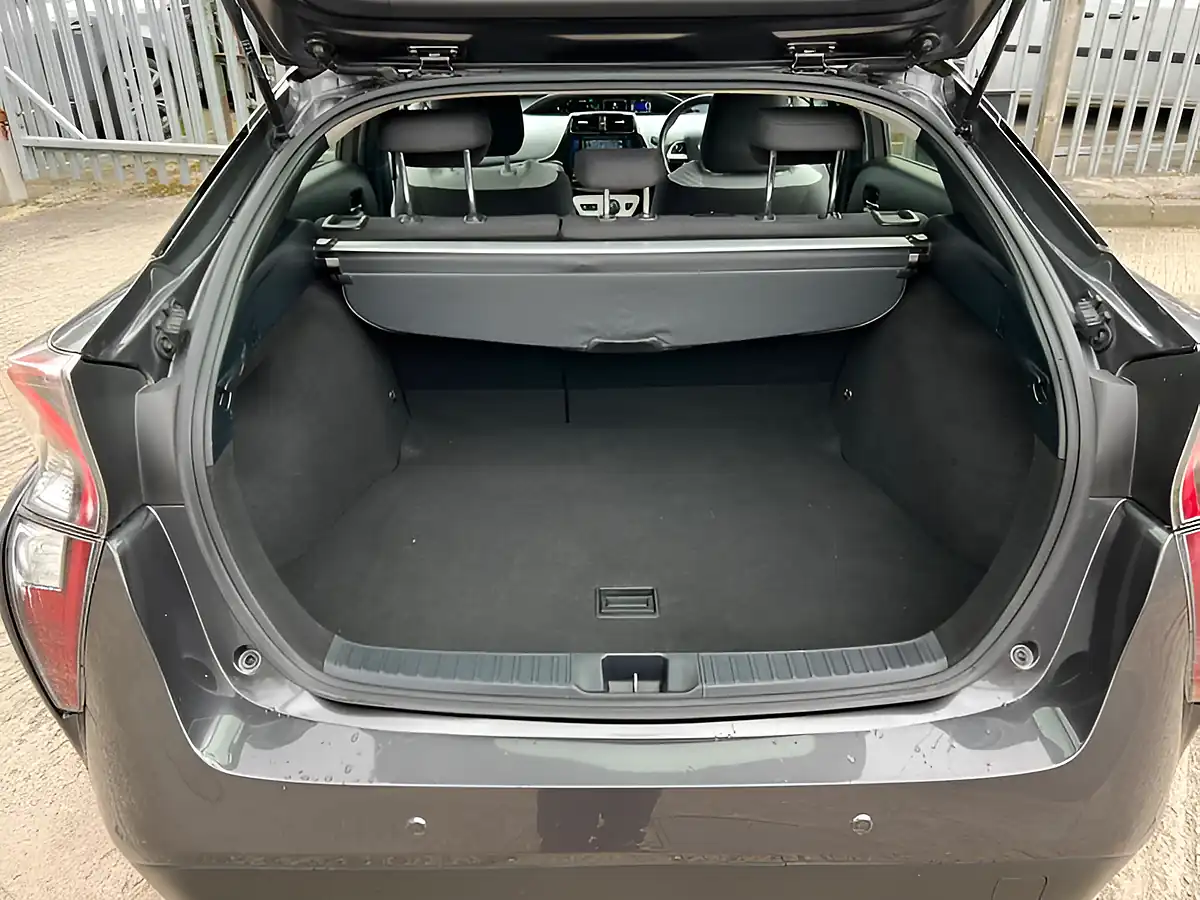 Used 2017 Toyota Prius Business Edition Plus Grey - Interior and Exterior details 15