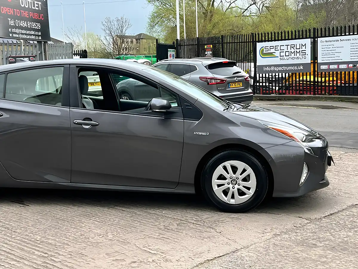 Used 2017 Toyota Prius Business Edition Plus Grey - Interior and Exterior details 18