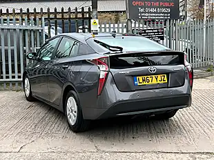 Used 2017 Toyota Prius Business Edition Plus Grey - Interior and Exterior details 9