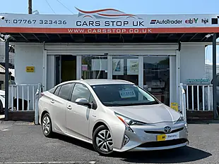 Used 2017 Toyota Prius Excel Silver - Interior and Exterior details 4