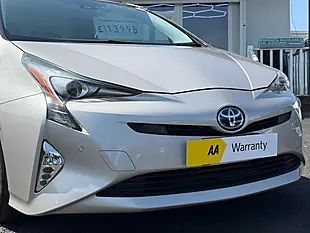 Used 2017 Toyota Prius Excel Silver - Interior and Exterior details 8