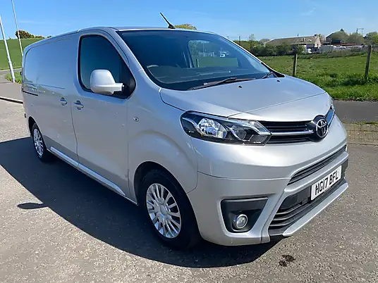 2017 Toyota Proace Comfort Medium 1.6D
