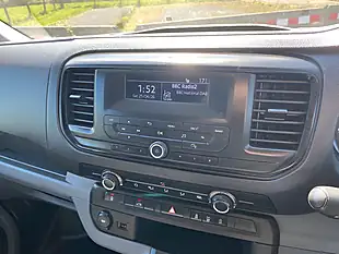 Used 2017 Toyota Proace Comfort Medium Silver - Interior and Exterior details 5