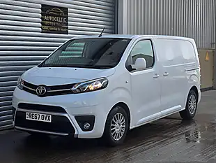 Used 2017 Toyota Proace Comfort White - Interior and Exterior details 3