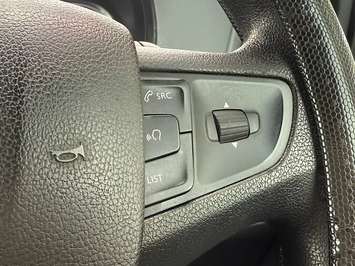 Used 2017 Toyota Proace Verso Family Medium Black - Interior and Exterior details 16