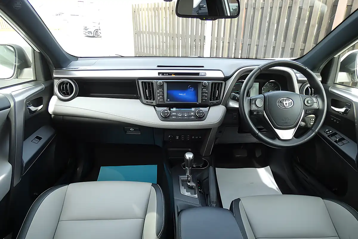 Used 2017 Toyota RAV4 Excel White - Interior and Exterior details 8