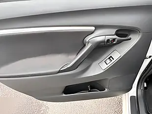 Used 2017 Toyota Verso Icon White - Interior and Exterior details 15