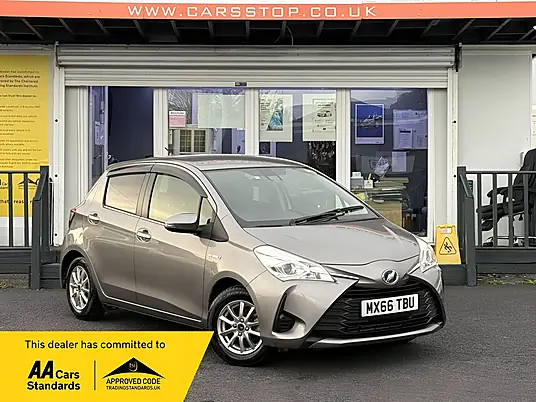 2017 Toyota Vitz 1.5 Hybrid